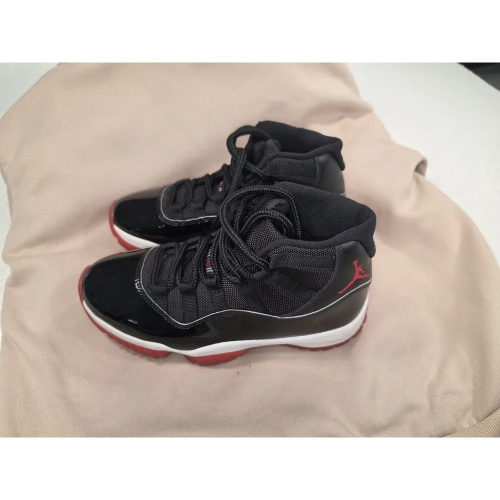 Nike Air Jordan 11 Retro Bred – Size 5.5Y / EUR 38.5 – Black Red